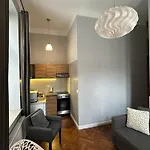 Perfect Place To In City Center 28m2 W1 아파트